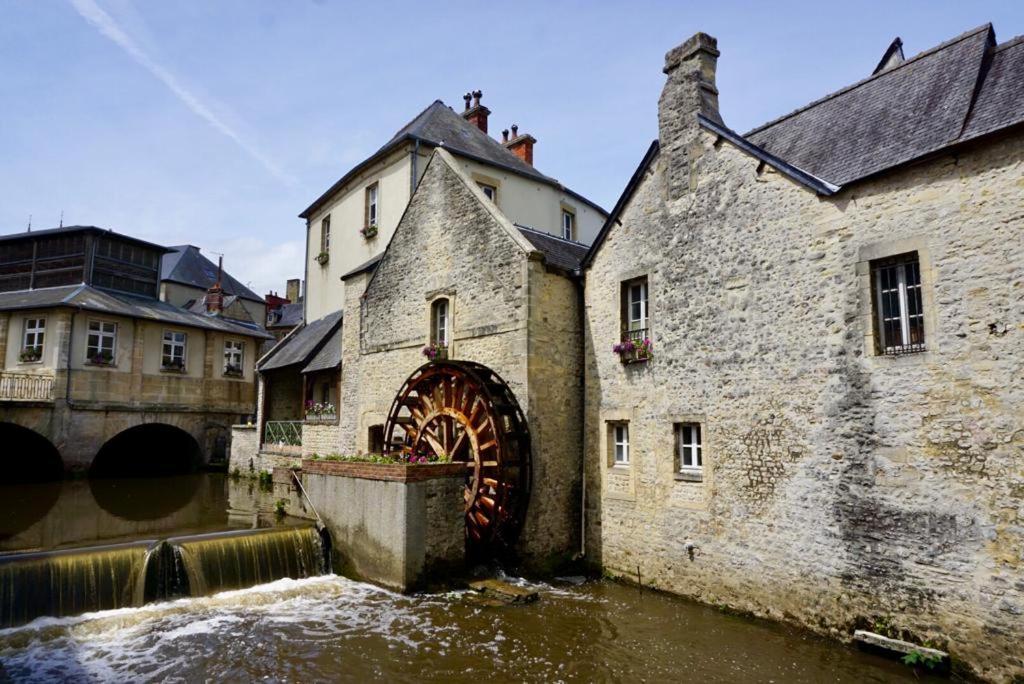 Le Bourg Bed and Breakfast Asnieres-en-Bessin Εξωτερικό φωτογραφία