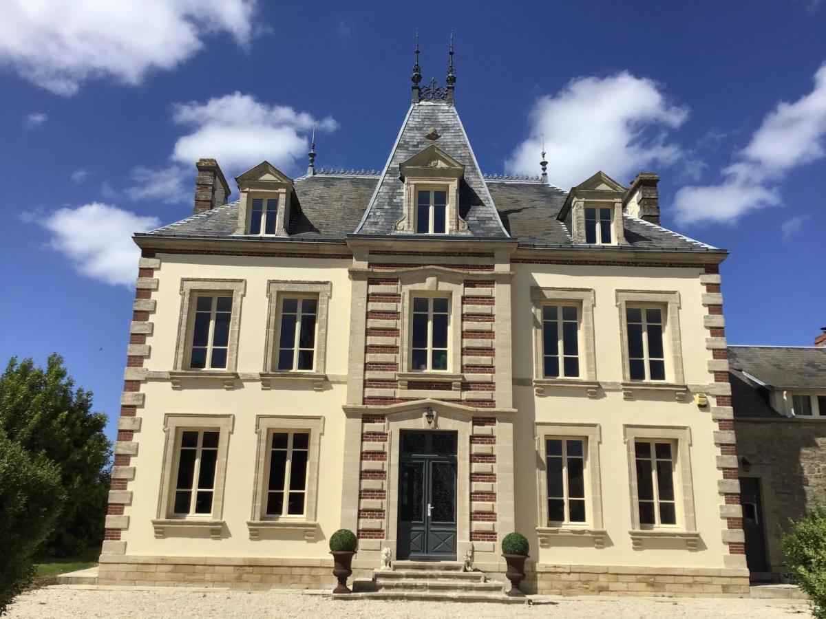 Le Bourg Bed and Breakfast Asnieres-en-Bessin Εξωτερικό φωτογραφία